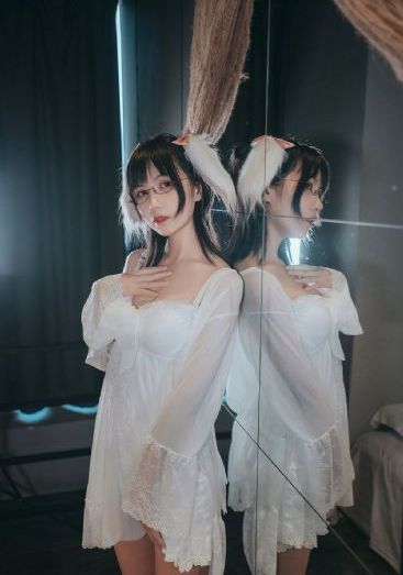 在公车上受j呻吟流水不断_DVD免费在线观看
