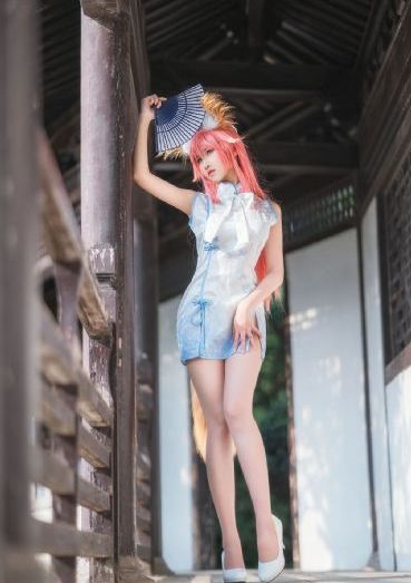 欧美淫汤的人妻_HD免费观看视频
