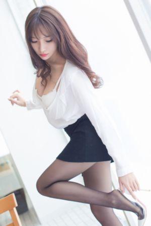 精品人妻久久AAA片_英文版字幕