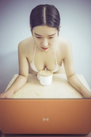 一区二区三区在线观看欧美_720全集免费观看